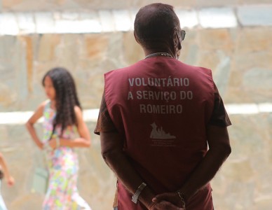 Francisco: o mundo precisa de voluntários comprometidos com o bem comum